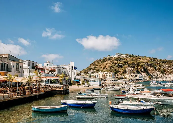 Lily's * Lacco Ameno